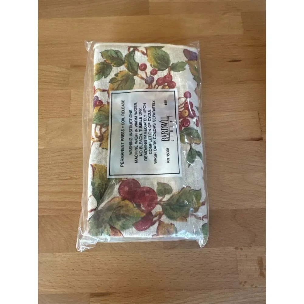 4 Bardwil Linens Vineyard, Permanent Press, Soil, Release, Napkins